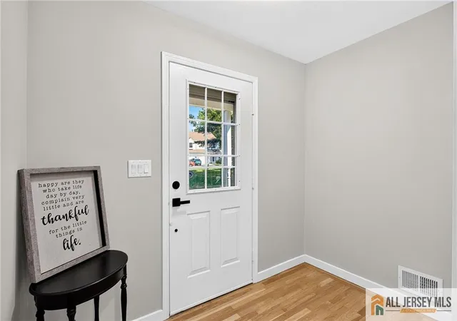 Photo 3 of Townhouse for sale at 23 Thistle Ct, Matawan, NJ 07747 | MLS# 2770555M | Listing updated on 2026-09-28