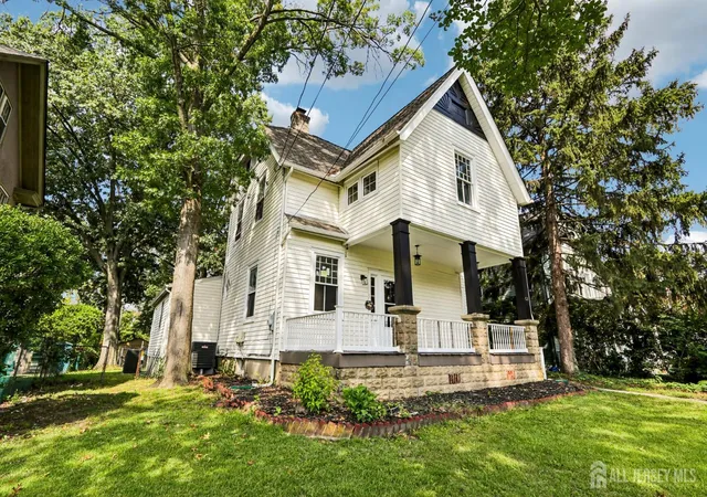 Photo 2 of Single family home for sale at 53 S Woodland Ave, Woodbury, NJ 08096 | MLS# 2705024R | Listing updated on 2026-10-04