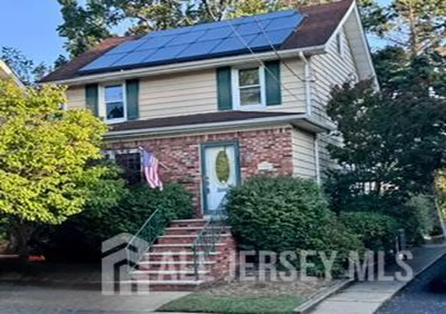 Photo 1 of Single family home for sale at 418 Locust Ave, Garwood, NJ 07027 | MLS# 2704057R | Listing updated on 2026-09-13