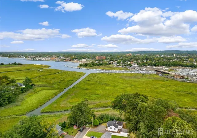 Photo 2 of Single family home for sale at 471 Beverly Dr, Keyport, NJ 07735 | MLS# 2705168R | Listing updated on 2026-09-25