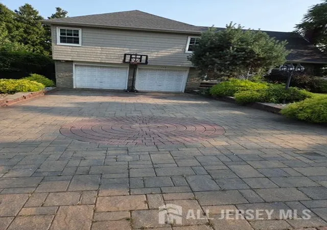 Photo 1 of Single family home for sale at 713 Roessner Dr, Union, NJ 07083 | MLS# 2704580R | Listing updated on 2026-09-25