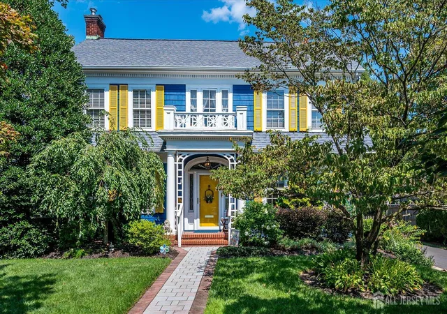 Photo 3 of Single family home for sale at 64 High St, Metuchen, NJ 08840 | MLS# 2703412R | Listing updated on 2026-09-15