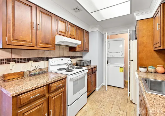 Photo 4 of Condo for sale at 161 Pelham Ln #E, Monroe Township, NJ 08831 | MLS# 2703936R | Listing updated on 2026-09-07