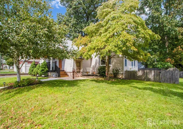 Photo 3 of Single family home for sale at 85 Othen St, Edison, NJ 08817 | MLS# 2704204R | Listing updated on 2026-09-12