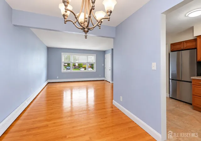 Listing Photo 4 - Condo for sale in building located at 33 Willow Ave, Iselin, NJ 08830