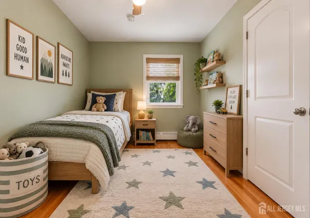 Listing Photo 5 - Condo for sale in building located at 33 Willow Ave, Iselin, NJ 08830