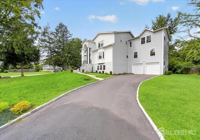 Photo 3 of Mansion for sale at 22 Mary Ellen Dr, Edison, NJ 08820 | MLS# 2703704R | Listing updated on 2026-09-23