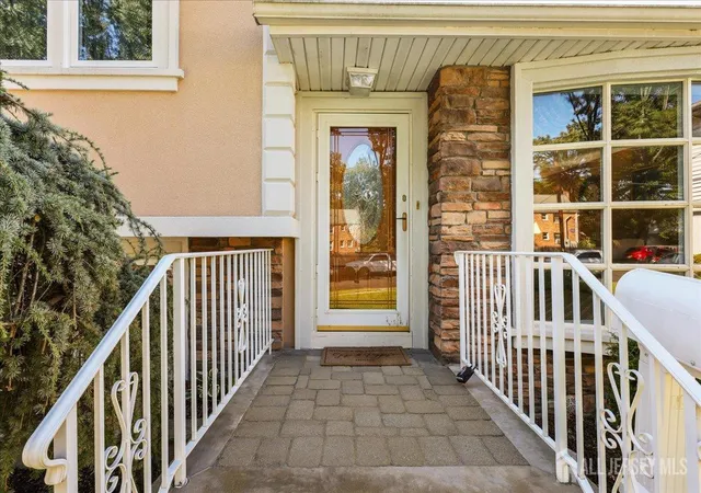 Photo 2 of Single family home for sale at 65 Hunter Ln, Woodbridge, NJ 07095 | MLS# 2704308R | Listing updated on 2026-10-07