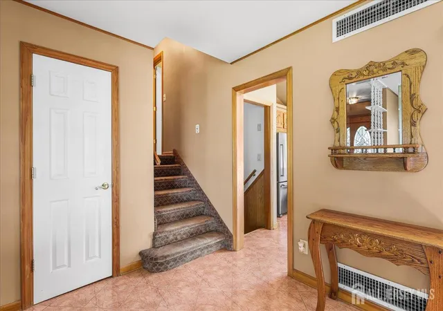 Photo 3 of Single family home for sale at 65 Hunter Ln, Woodbridge, NJ 07095 | MLS# 2704308R | Listing updated on 2026-10-07