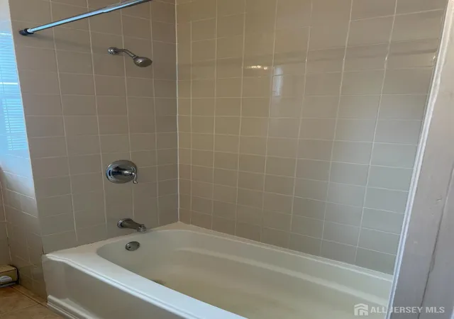 Photo 4 of Single family home for sale at 44 High St #2, New Brunswick, NJ 08901 | MLS# 2704145R | Listing updated on 2026-09-09