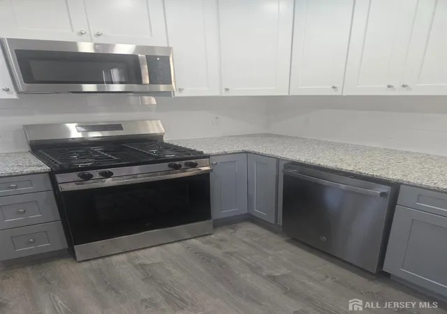 Photo 2 of Single family home for sale at 173 Edgar St, Woodbridge Proper, NJ 07095 | MLS# 2706804R | Listing updated on 2026-10-26