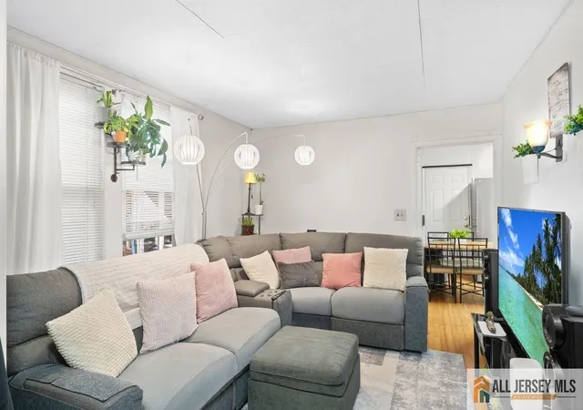 Photo 3 of House for sale at 562 Jacques St, Perth Amboy, NJ 08861 | MLS# 2770824M | Listing updated on 2026-10-26