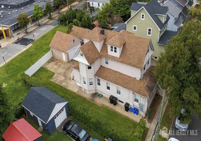 Photo 2 of Multi family home for sale at 216 Amherst St, Highland Park, NJ 08904 | MLS# 2705039R | Listing updated on 2026-09-29