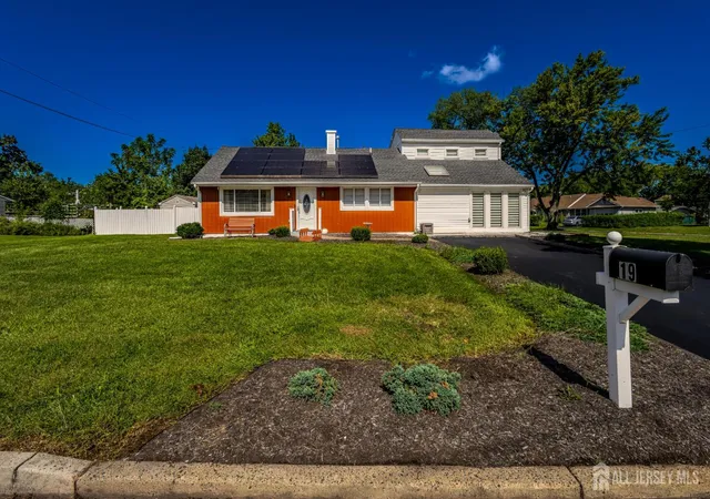 Photo 1 of Single family home for sale at 19 Rebecca Pl, Piscataway, NJ 08854 | MLS# 2704558R | Listing updated on 2026-09-26