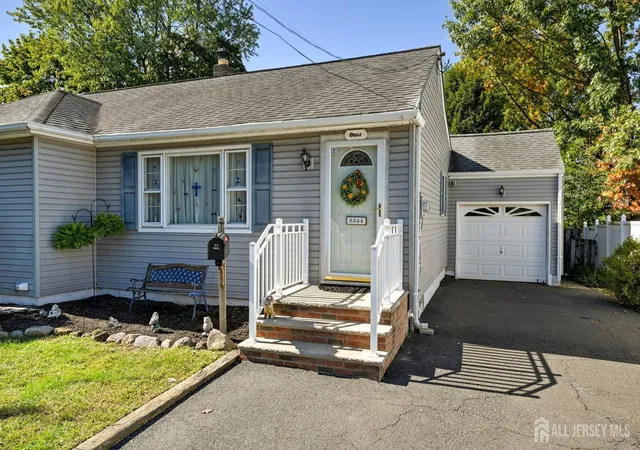 Photo 4 of Single family home for sale at 3344 Park Ave, South Plainfield, NJ 07080 | MLS# 2706244R | Listing updated on 2026-10-26