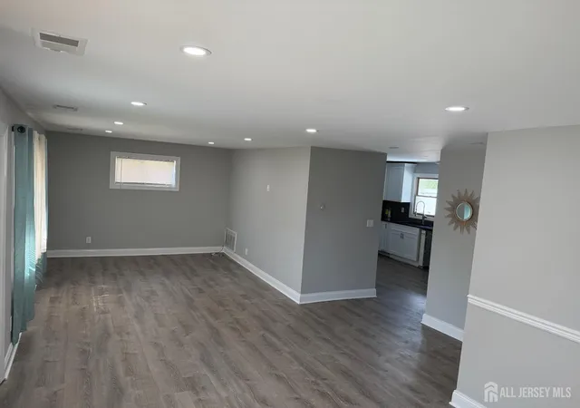 Photo 4 of Single family home for sale at 215 Johnson Ave, Piscataway, NJ 08854 | MLS# 2704387R | Listing updated on 2026-09-28