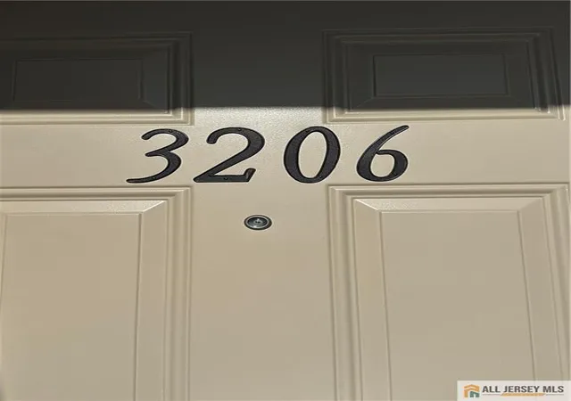Photo 3 of Townhouse for sale at 3206 Hana Rd, Edison, NJ 08817 | MLS# 2770218M | Listing updated on 2026-09-19