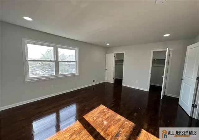 Photo 4 of Townhouse for sale at 3206 Hana Rd, Edison, NJ 08817 | MLS# 2770218M | Listing updated on 2026-09-19
