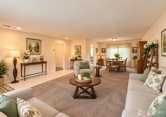 Listing Photo 5 - Condo for sale in building located at 120 Ironwood Plz, Monroe, NJ 08831
