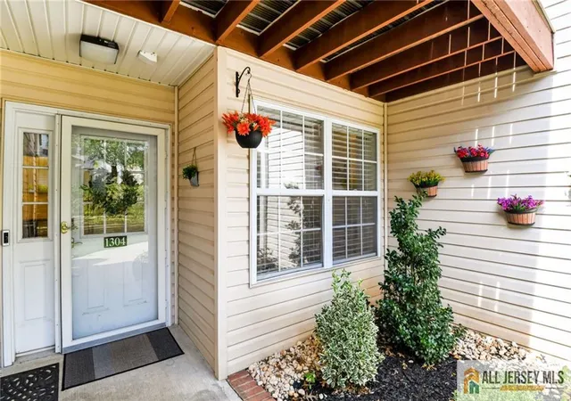 Condo for sale at 1304 Plymouth Rd, North Brunswick, NJ 08902 | MLS# 2770451M