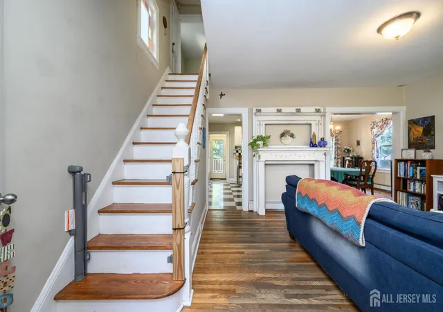 Photo 4 of Single family home for sale at 102 Grandview Ave, North Plainfield, NJ 07060 | MLS# 2705121R | Listing updated on 2026-09-25