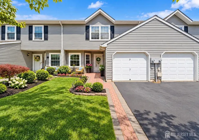 Photo 2 of Townhouse for sale at 7 Sloop Sq, Freehold, NJ 07728 | MLS# 2618032R | Listing updated on 2026-09-27