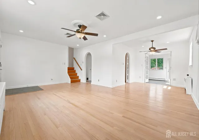 Photo 3 of Single family home for sale at 23 Vine St, Fords, NJ 08863 | MLS# 2702450R | Listing updated on 2026-10-05