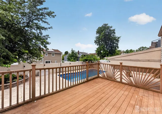 Photo 24 of Single family home for sale at 51 Charlotte St, Carteret, NJ 07008 | MLS# 2703731R | Listing updated on 2026-09-14