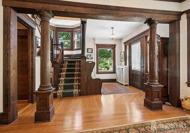 Photo 3 of Single family home for sale at 261 Beechwood Ave, Middlesex, NJ 08846 | MLS# 2705023R | Listing updated on 2026-09-25