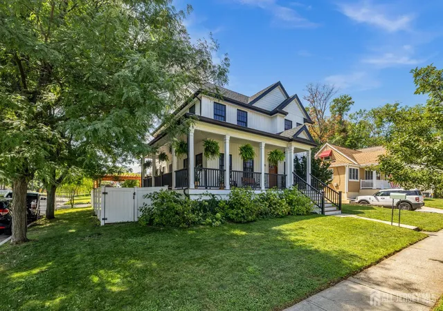 Photo 2 of Single family home for sale at 95 Willry St, Woodbridge, NJ 07095 | MLS# 2704177R | Listing updated on 2026-10-05