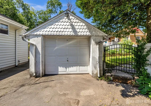 Photo 44 of Single family home for sale at 95 Willry St, Woodbridge, NJ 07095 | MLS# 2704177R | Listing updated on 2026-10-05