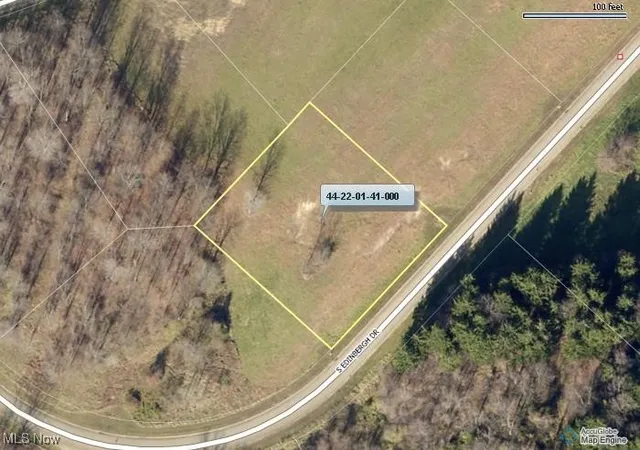 Photo 2 of Sale Pending at 4730 S Edinbergh Dr, Zanesville, OH 43701 | MLS# 5069736 | Listing updated on 2026-09-14