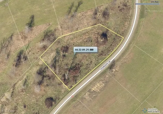 Photo 2 of Sale Pending at 5270 Stonegate Dr, Zanesville, OH 43701 | MLS# 5069754 | Listing updated on 2026-09-14