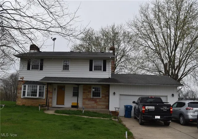 Photo 14 of Single family home for sale at 70392 Barton Rd, Saint Clairsville, OH 43950 | MLS# 5113332 | Listing updated on 2026-09-10