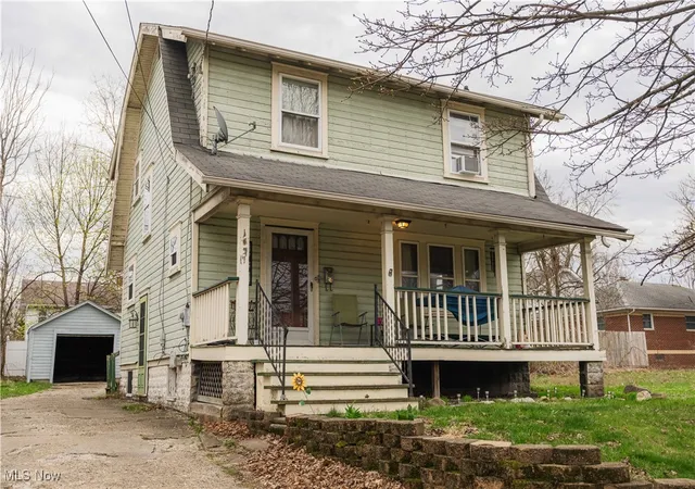 Photo 2 of Sale Pending at 1051 Brown St, Akron, OH 44301 | MLS# 5113964 | Listing updated on 2026-09-09