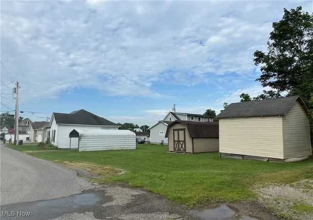 Photo 40 of Single family home for sale at 208 Center St, Woodsfield, OH 43793 | MLS# 5135776 | Listing updated on 2026-09-10