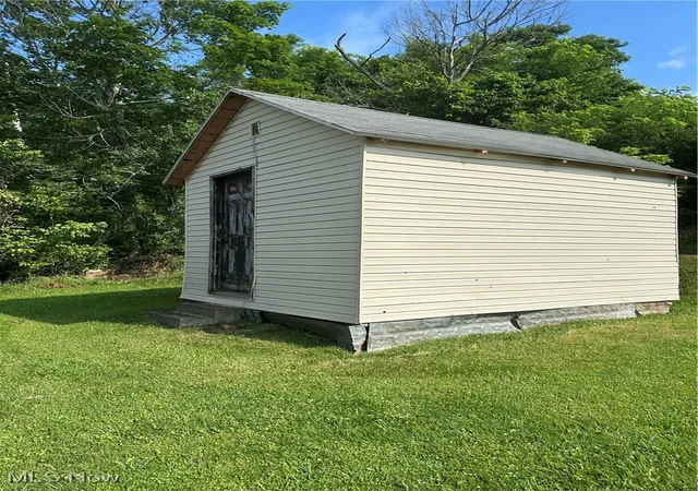 Photo 4 of Single family home for sale at 208 Center St, Woodsfield, OH 43793 | MLS# 5135776 | Listing updated on 2026-09-10