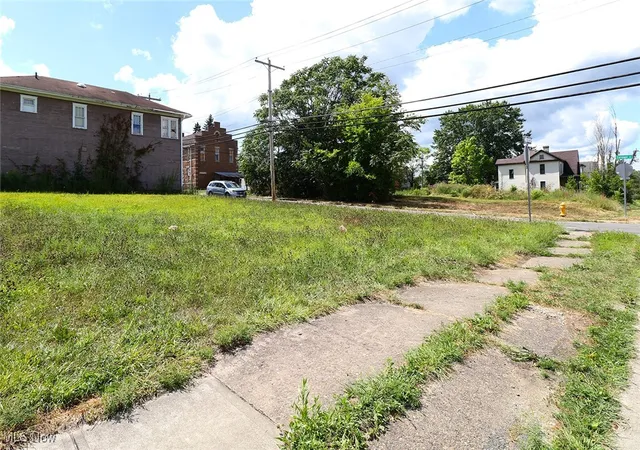 Photo 3 of Land for sale at 1344 Pennsylvania Ave, Steubenville, OH 43952 | MLS# 5152691 | Listing updated on 2026-09-02