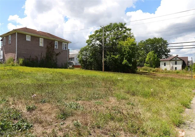 Photo 4 of Land for sale at 1344 Pennsylvania Ave, Steubenville, OH 43952 | MLS# 5152691 | Listing updated on 2026-09-02
