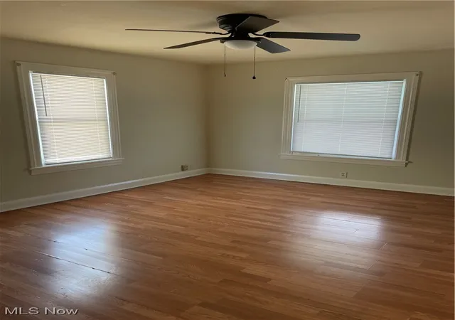 Photo 2 of Single family home for sale at 1516 Midland Ave, Youngstown, OH 44509 | MLS# 5163265 | Listing updated on 2026-09-10