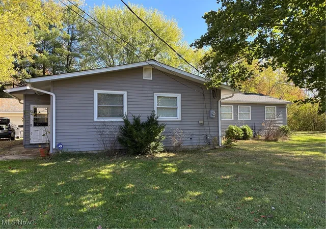 Photo 2 of Sale Pending at 2477 Trellis Pl, Roaming Shores, OH 44084 | MLS# 5165250 | Listing updated on 2026-09-02