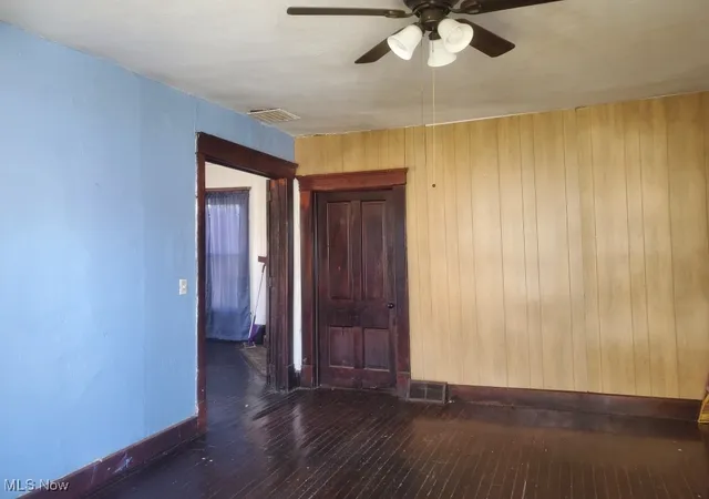 Photo 4 of Sale Pending at 537 3rd Street, Elyria, OH 44035 | MLS# 5170573 | Listing updated on 2026-09-12