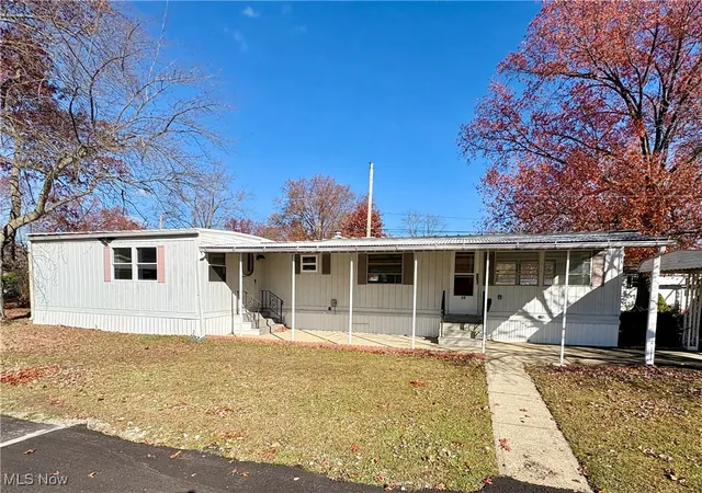 Photo 1 of Single family home for sale at 20 Van Ess Dr, Olmsted Twp, OH 44138 | MLS# 5172817 | Listing updated on 2026-09-11