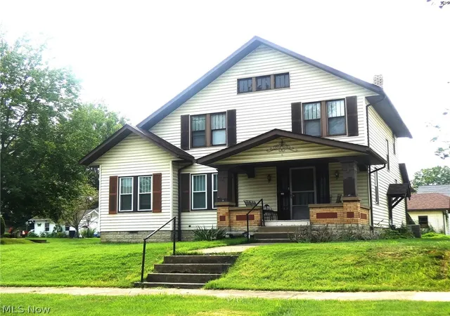 Photo 2 of Single family home for sale at 901 N 6th Street, Cambridge, OH 43725 | MLS# 5178086 | Listing updated on 2026-09-04