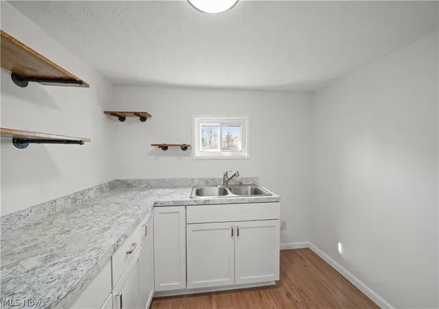 Photo 2 of Sale Pending at 2323 Mingo Trl, Akron, OH 44312 | MLS# 5189344 | Listing updated on 2026-09-14