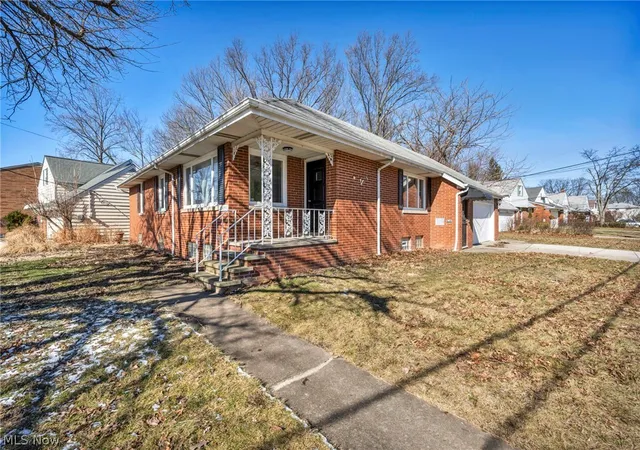 Photo 4 of Single family home for sale at 25641 Glenbrook Blvd, Euclid, OH 44117 | MLS# 5190508 | Listing updated on 2026-09-14