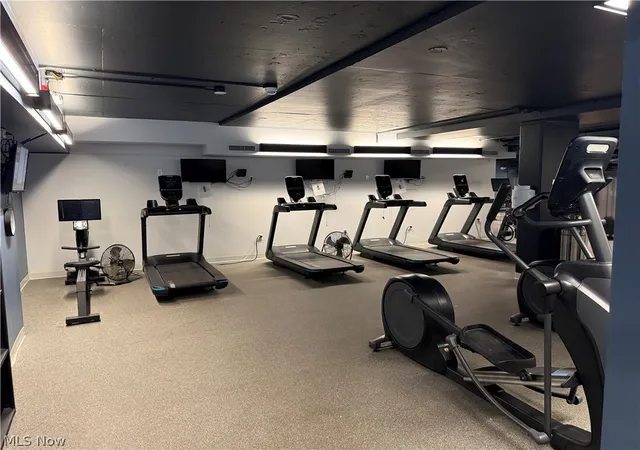 Listing Photo 2 - Condo for sale in building located at 12700 Lake Ave, Lakewood, OH 44107 - Unit #504