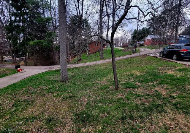 Photo 2 of Single family home for sale at 107 Nelson Ave, Marietta, OH 45750 | MLS# 5189943 | Listing updated on 2026-09-02