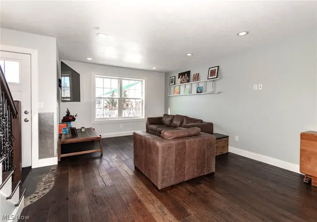 Photo 3 of Single family home for sale at 18919 Ravenna Rd, Chagrin Falls, OH 44023 | MLS# 5190391 | Listing updated on 2026-10-02