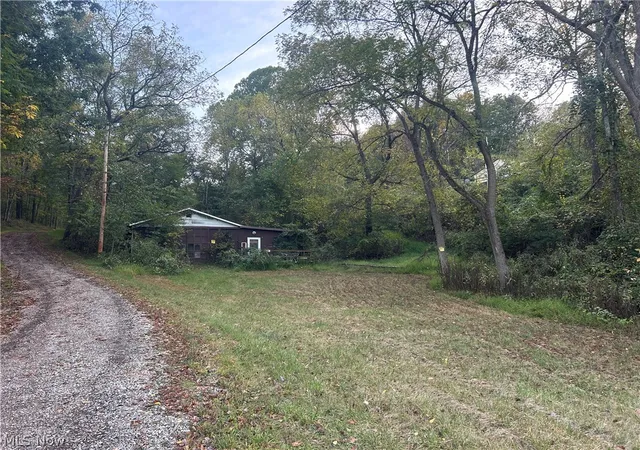 Photo 4 of Single family home for sale at 8188 Dozer Rd, Cambridge, OH 43725 | MLS# 5197003 | Listing updated on 2026-09-25
